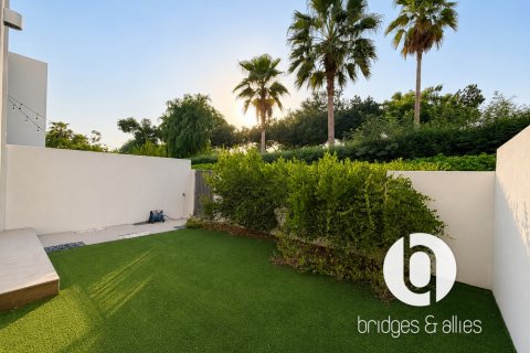 Tilal Al Ghaf, Dubai, UAE의 임대용 빌라 침실 3개, 199제곱미터 번호 754886 - 사진 9