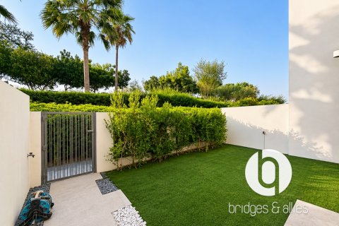 Tilal Al Ghaf, Dubai, UAE의 임대용 빌라 침실 3개, 199제곱미터 번호 754886 - 사진 8