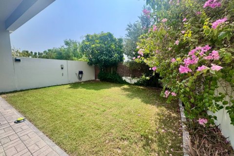 Villa in Dubai Hills Estate, UAE 3 bedrooms, 212 sq.m. № 754880