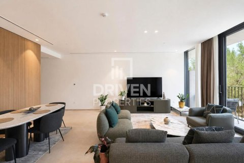 Jumeirah、Dubai、UAEにあるマンション 1ベッドルーム、107.95 m2 No767808