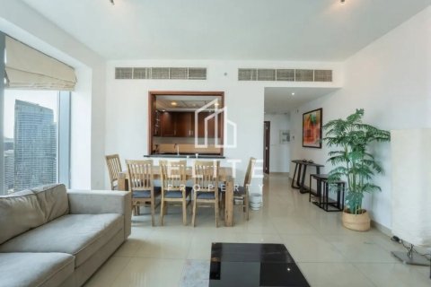 דירה ב Downtown Dubai (Downtown Burj Dubai), Dubai, איחוד האמירויות 2 חדרי שינה, 119 מ