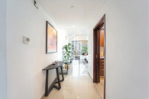 דירה להשכרה ב Downtown Dubai (Downtown Burj Dubai), Dubai, איחוד האמירויות  2 חדרי שינה, 119 מ"ר, מספר 736483 - תמונה 8