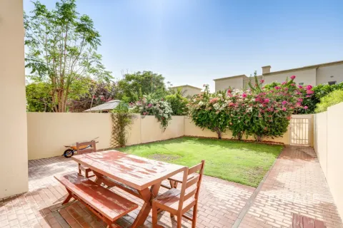 The Springs, Dubai, संयुक्त अरब अमीरात में विला, 3 बेडरूम, 228 वर्ग मीटर, संख्या 738329 - फ़ोटो 19