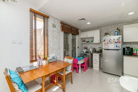 Vila di The Springs, Dubai, UEA 2 kamar tidur, 153 m2 nomor 738330 - foto 4