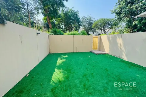 Vila di The Springs, Dubai, UEA 2 kamar tidur, 153 m2 nomor 738330 - foto 15