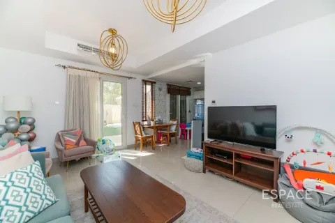 Vila di The Springs, Dubai, UEA 2 kamar tidur, 153 m2 nomor 738330 - foto 3