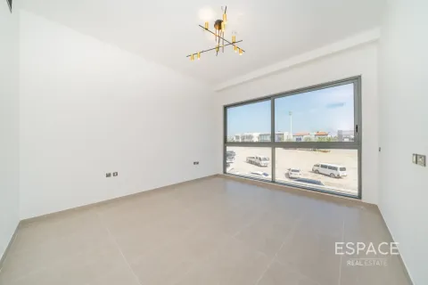 Villa en alquiler en Al Furjan, Dubai, EAU 5 dormitorios, 538 m2 № 738333 - foto 14