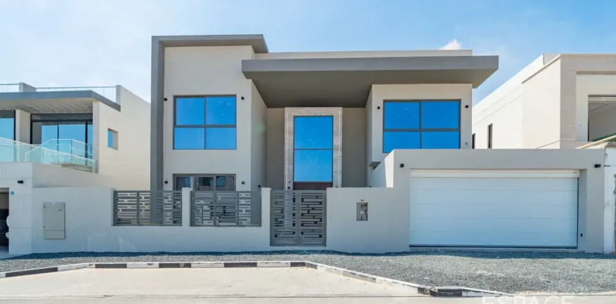 Villa en Al Furjan, Dubai, EAU 5 dormitorios, 538 m² № 738333