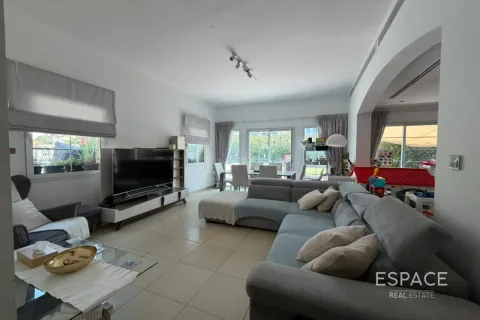 וילה להשכרה ב Jumeirah Village Triangle, Dubai, איחוד האמירויות  2 חדרי שינה, 278 מ"ר, מספר 738327 - תמונה 6