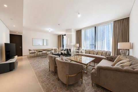 Lägenhet till försäljning i Downtown Dubai (Downtown Burj Dubai), Dubai, UAE 2 sovrum, 161.19 kvm Nr. 743230 - fotografi 2