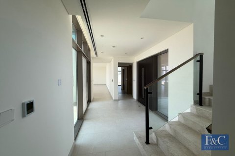 Vila v Al Furjan, Dubai, SAE 4 spálne, 616 m2 č. 704721 - Fotografia 3