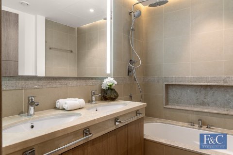 Appartamento in affitto a Downtown Dubai (Downtown Burj Dubai), Dubai, EAU 3 camere da letto, 191 mq. № 704724 - foto 14