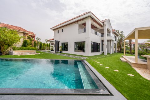 Villa a Jumeirah Islands, Dubai, EAU 5 camere da letto, 1270.26 mq. № 748845