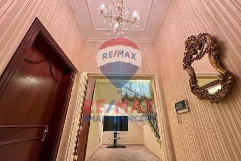 Vila di Airport Road, Abu Dhabi, UAE 4 bilik tidur, 474 meter persegi № 517436 - foto 3