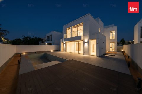 Dubai, UAE의 판매용 빌라 침실 5개, 561제곱미터 번호 705921 - 사진 27