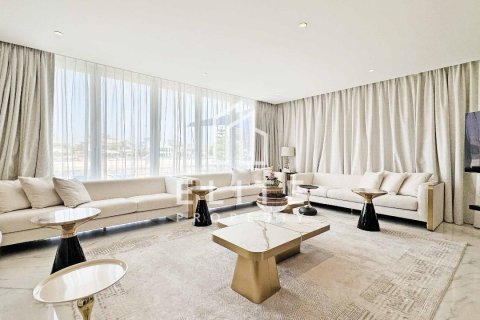וילה למכירה ב Palm Jumeirah, Dubai, איחוד האמירויות  5 חדרי שינה, 684 מ"ר, מספר 736346 - תמונה 10