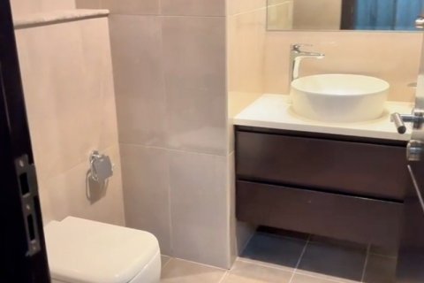 Пәтер Дубай, БАӘ-да 1 жатын бөлме, 59.81 м² № 731541 - фото 11