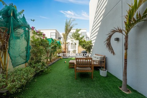 Adosado en venta en Rukan, Dubai, EAU 2 dormitorios, 124 m2 № 665282 - foto 23