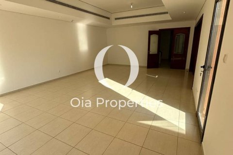 Vila di Abu Dhabi, UAE 4 bilik tidur, 273 meter persegi № 644683 - foto 11