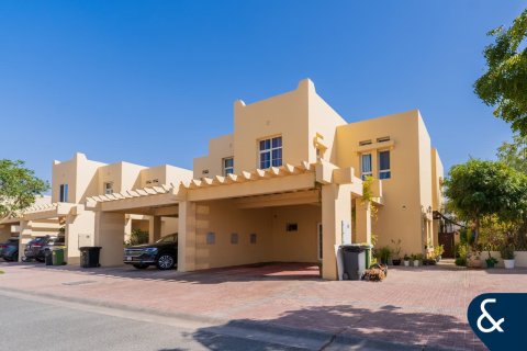 Villa The Lakes, Dubaijā, AAE 4 istabas, 270 m2 Nr. 698057