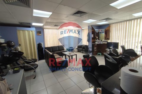 Toko di Al Khalidiya, Abu Dhabi, UEA 65 m2 nomor 515233 - foto 3