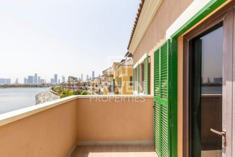 Villa te koop in Jumeirah, Dubai, VAE 4 slaapkamers, 450.21 vr.m., nr 761504 - foto 19