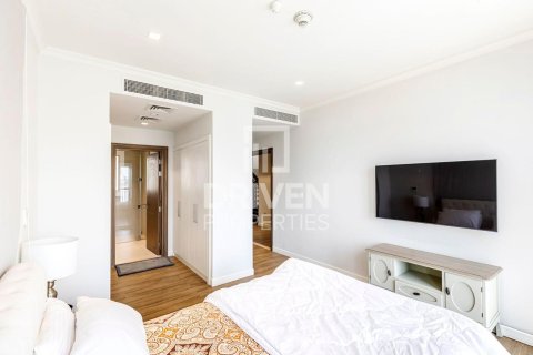 Villa te koop in Jumeirah, Dubai, VAE 4 slaapkamers, 450.21 vr.m., nr 761504 - foto 9