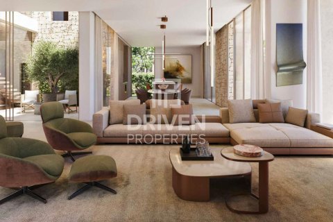 Vila u gradu Dubai, UAE 4 spavaće sobe, 399.02 m2 Br. 761505 - Slika 2
