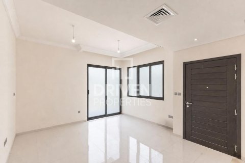 Dubai, UAE의 판매용 타운하우스 침실 3개, 174.84제곱미터 번호 767016 - 사진 3