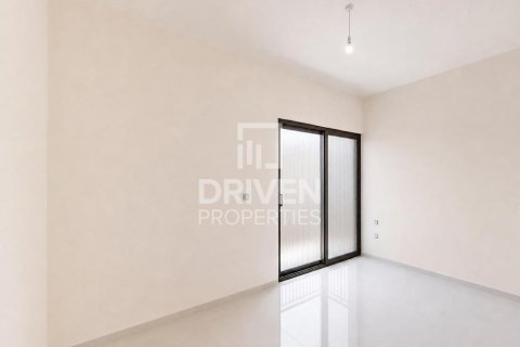 Dubai, UAE의 판매용 타운하우스 침실 3개, 174.84제곱미터 번호 767016 - 사진 9