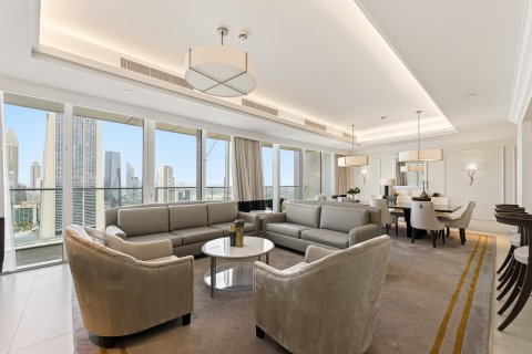 Apartamento em Downtown Dubai (Downtown Burj Dubai), Dubai, EAU 4 quartos, 269.54 m2 № 759891