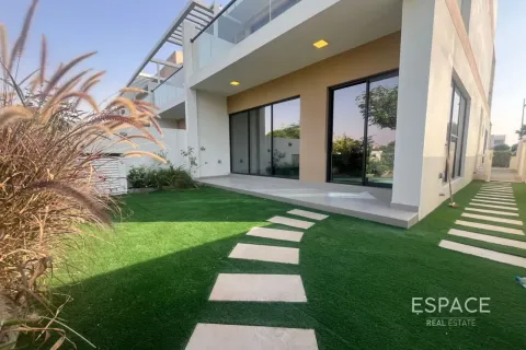Rumah bandar di DAMAC Hills (Akoya by DAMAC), Dubai, UAE 4 bilik tidur, 191 meter persegi № 737935