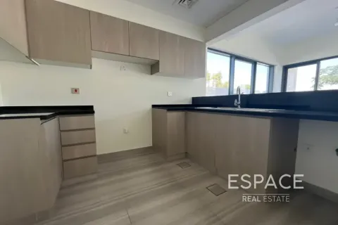 Kamienica na sprzedaż w DAMAC Hills (Akoya by DAMAC), Dubai, ZEA 4 sypialnie, 191 mkw., nr 737935 - zdjęcie 5