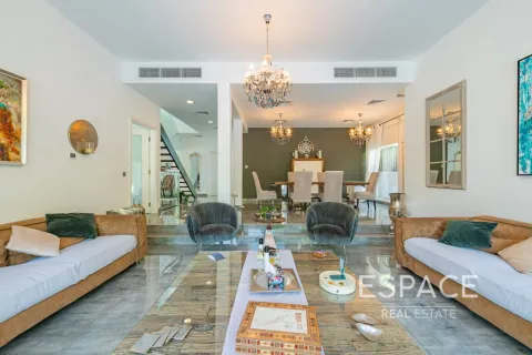 Villa Arabian Ranches, Dubaijā, AAE 3 istabas, 299 m2 Nr. 737937 - attēls 4