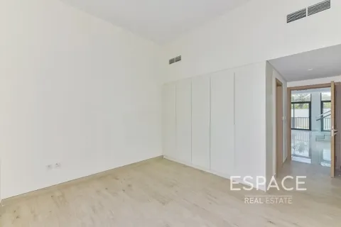 Villa Al Furjan, Dubaijā, AAE 4 istabas, 388 m2 Nr. 661244 - attēls 6