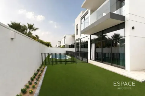 Villa em Al Furjan, Dubai, EAU 4 quartos, 388 m2 № 661244