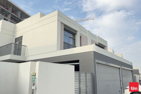 Villa in Dubai, UAE 3 bedrooms, 285.8 sq.m. № 708057 - photo 3