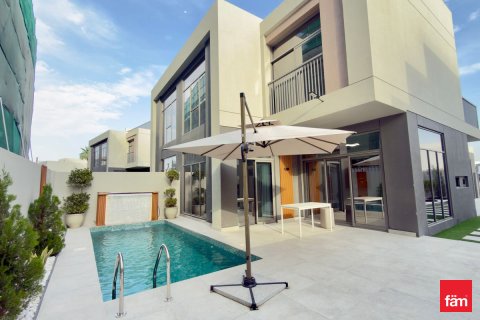 Villa in Dubai, UAE 3 bedrooms, 285.8 sq.m. № 708057 - photo 2
