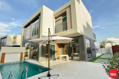 Villa in Dubai, UAE 3 bedrooms, 285.8 sq.m. № 708057 - photo 1