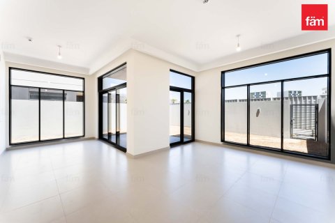 Villa in Dubai, UAE 3 bedrooms, 285.8 sq.m. № 708057 - photo 11