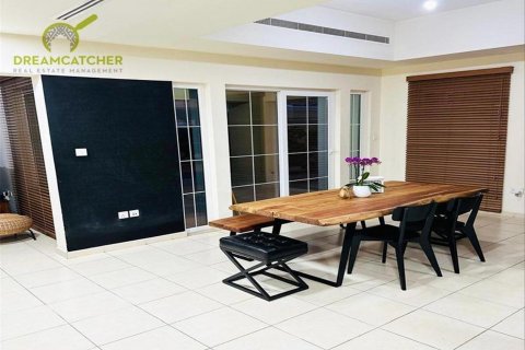 Vila di Umm Al Quwain Marina, UEA 3 kamar tidur, 325.2 m2 nomor 512579 - foto 12