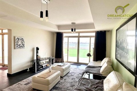 Villa itt: Al Hamra Village, Ras Al Khaimah, EAE, 5 hálószoba, 626.5 m², azonosító: 512578 - fénykép 9