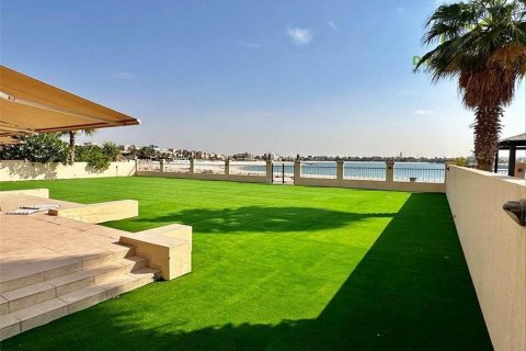 וילה ב Al Hamra Village, Ras Al Khaimah, איחוד האמירויות 5 חדרי שינה, 626.5 מ
