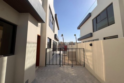 Vila di Damac Lagoons, Dubai, UEA 6 kamar tidur, 445 m2 nomor 721194 - foto 2