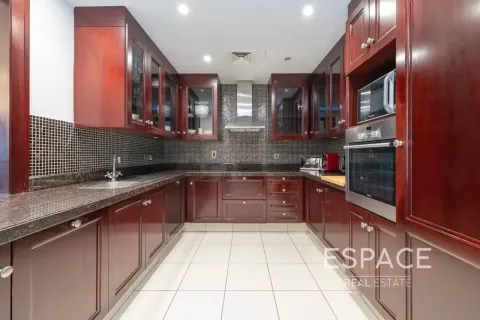 Apartmen di Downtown Dubai (Downtown Burj Dubai), UAE 2 bilik tidur, 126 meter persegi № 738207 - foto 5