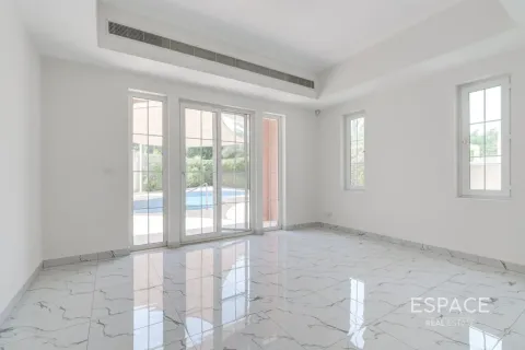Arabian Ranches, Dubai, UAE의 임대용 빌라 침실 5개, 424제곱미터 번호 738202 - 사진 4