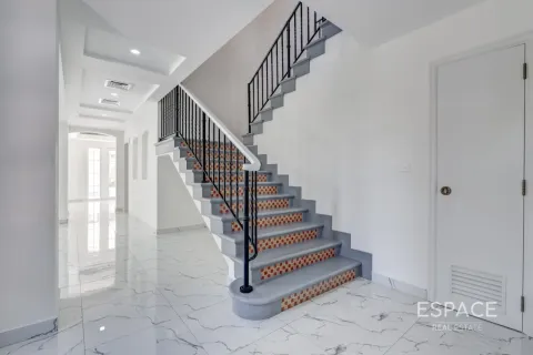 Arabian Ranches, Dubai, UAE의 임대용 빌라 침실 5개, 424제곱미터 번호 738202 - 사진 9