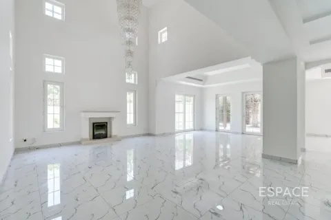 Arabian Ranches, Dubai, UAE의 임대용 빌라 침실 5개, 424제곱미터 번호 738202 - 사진 2