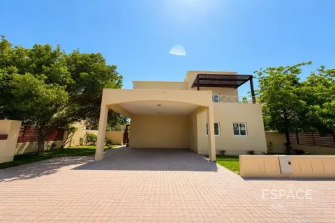 Willa w Meadows, Dubai, ZEA 3 sypialnie, 320 mkw. nr 738206
