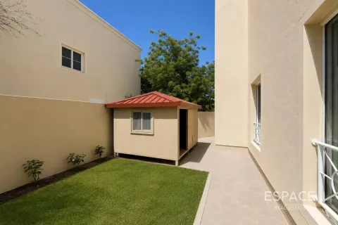 וילה להשכרה ב Meadows, Dubai, איחוד האמירויות  3 חדרי שינה, 320 מ"ר, מספר 738206 - תמונה 14